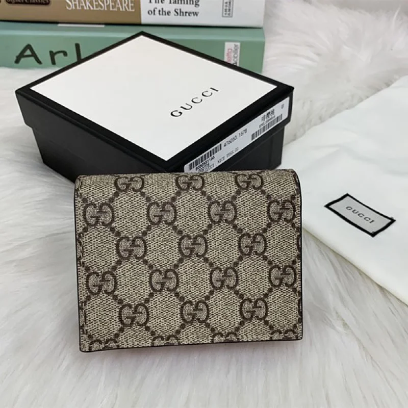 大人気!グッチ さくらんぼ 財布 偽物★かわいいチェリー GGスプリーム キャンバス カードケース激安 gus37265