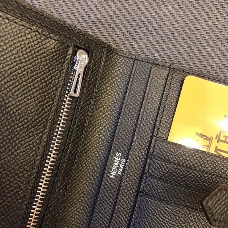 エルメス ベアン コンパク 偽物 トエプソン シルバー金具he19066