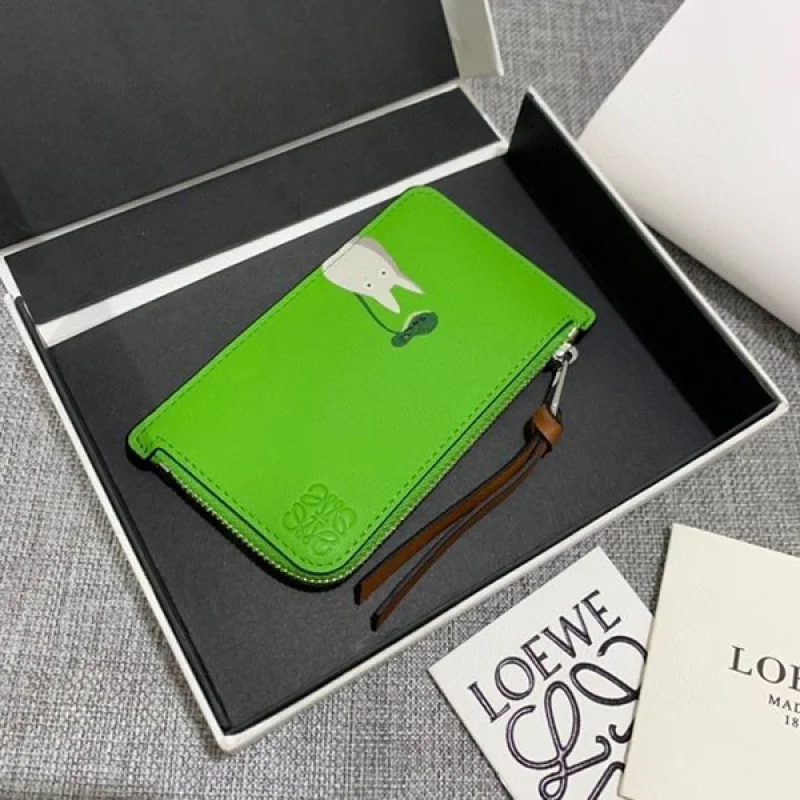 定番 ロエベ★トトロダストバニー コイン カードホルダー コピー loc56883