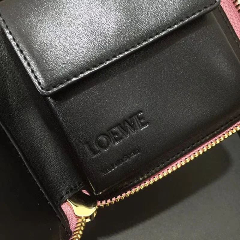 可愛い ロエベ◇パズル◇ラウンドジップ二つ折り財布 偽物 lov86846