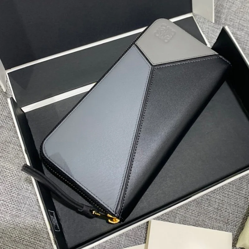 秋冬新作ロエベ 財布 パズル コピー ラウンドジップ ウォレット loz03042