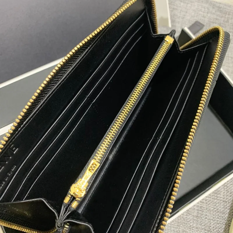 秋冬新作ロエベ 財布 パズル コピー ラウンドジップ ウォレット loz03042