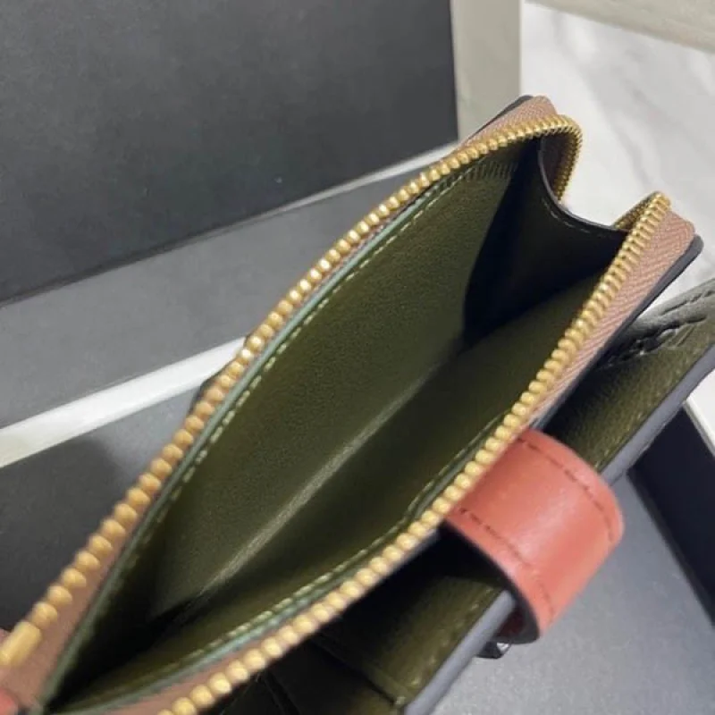 【ロエベ 偽物】新作スリムジップ二つ折り財布 Slim Zip Bifold Wallet lol49919