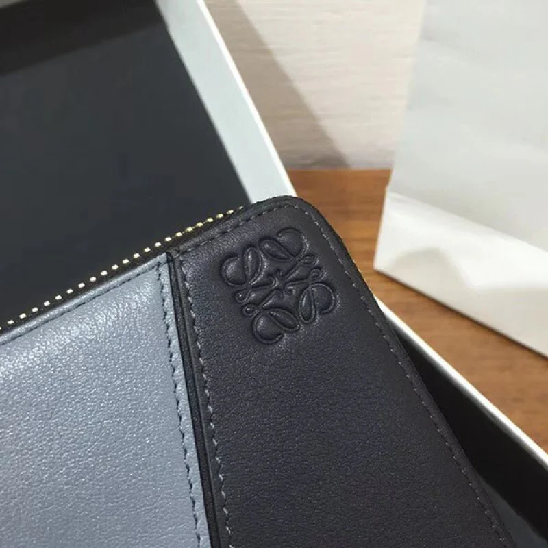 可愛い ロエベ◇パズル◇ラウンドジップ二つ折り財布 コピー lox74910