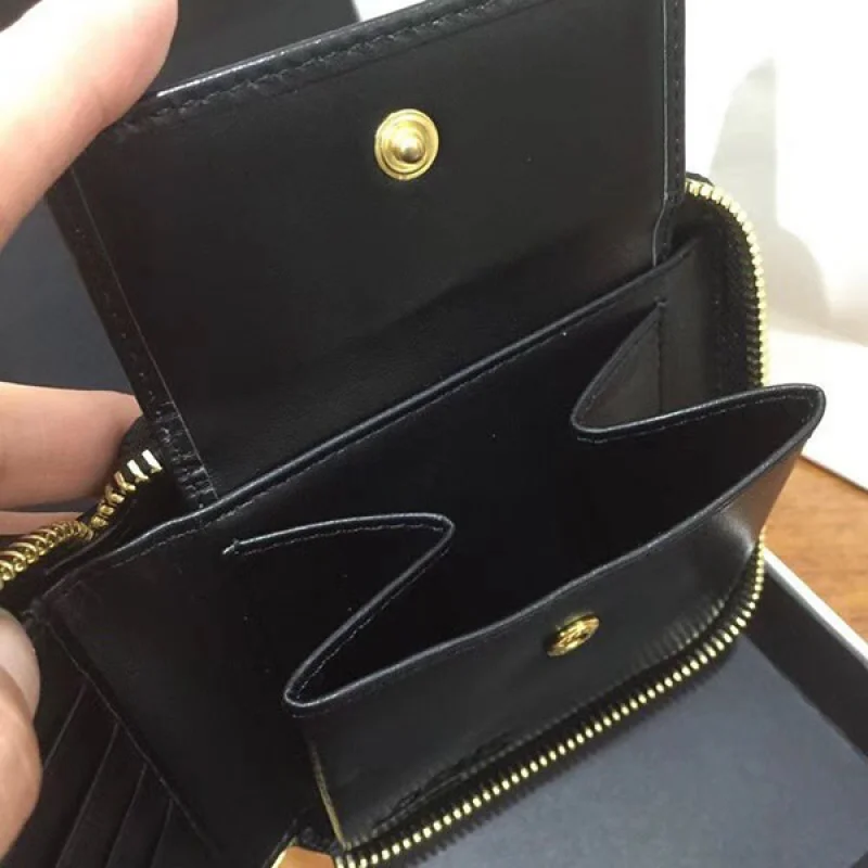 可愛い ロエベ◇パズル◇ラウンドジップ二つ折り財布 コピー lox74910
