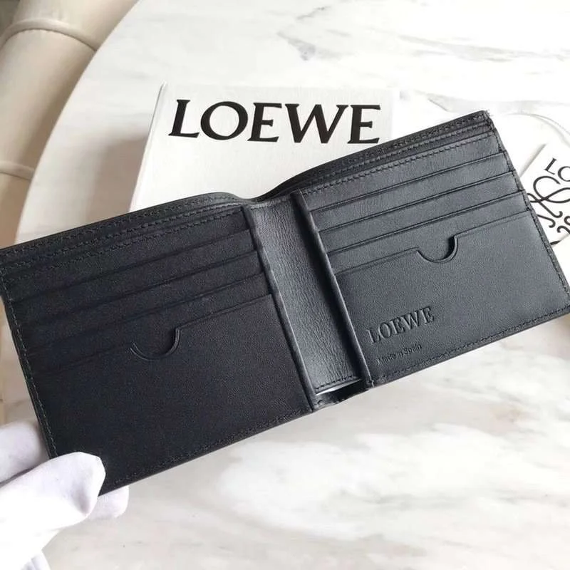 2022新作♪ロエベ 二折り財布 スーパーコピーN級品 lop73546