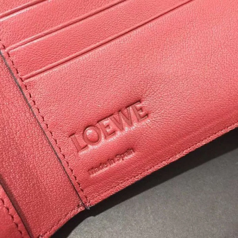 21-22AW ロエベ アナグラム トライフォールド 財布 偽物 loq29084