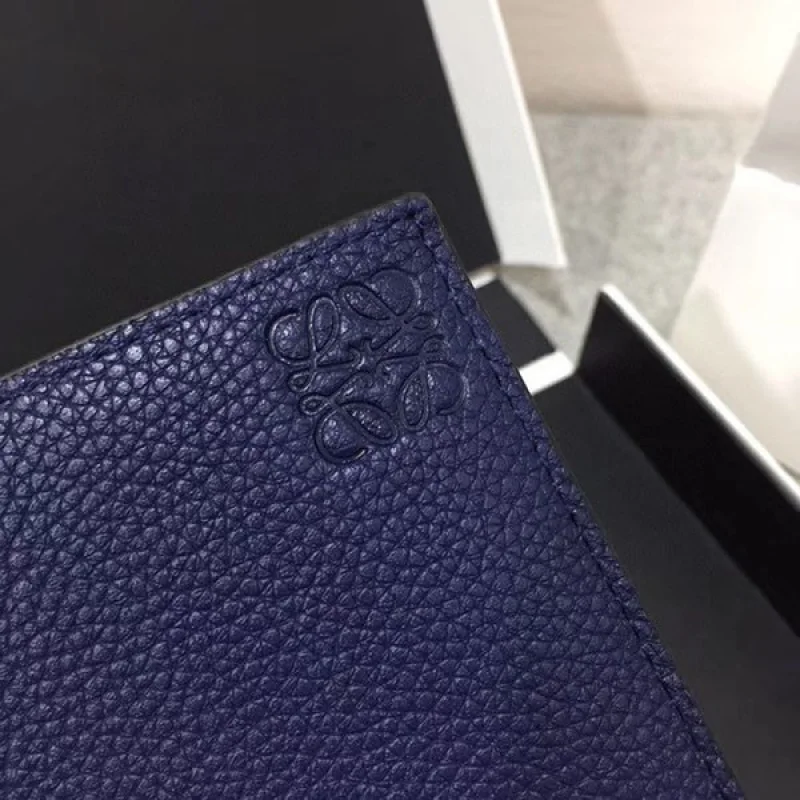争奪戦 ロエベ アナグラム トライフォールド コピー 財布 lot28699
