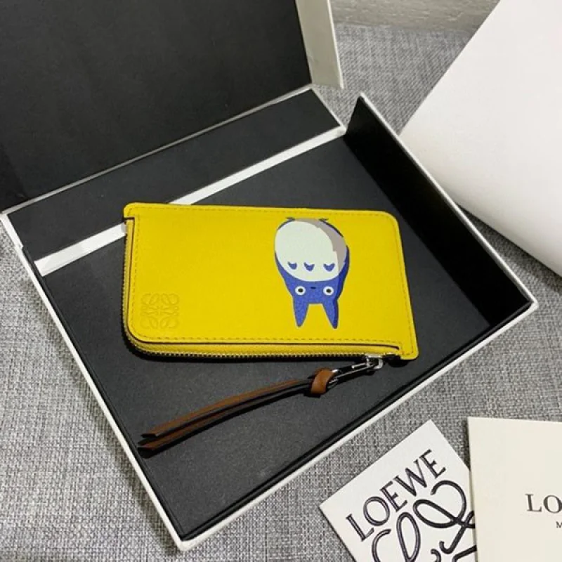 ★日本!!人気!ロエベ★トトロダストバニー コイン カードホルダー 偽物 lot32026