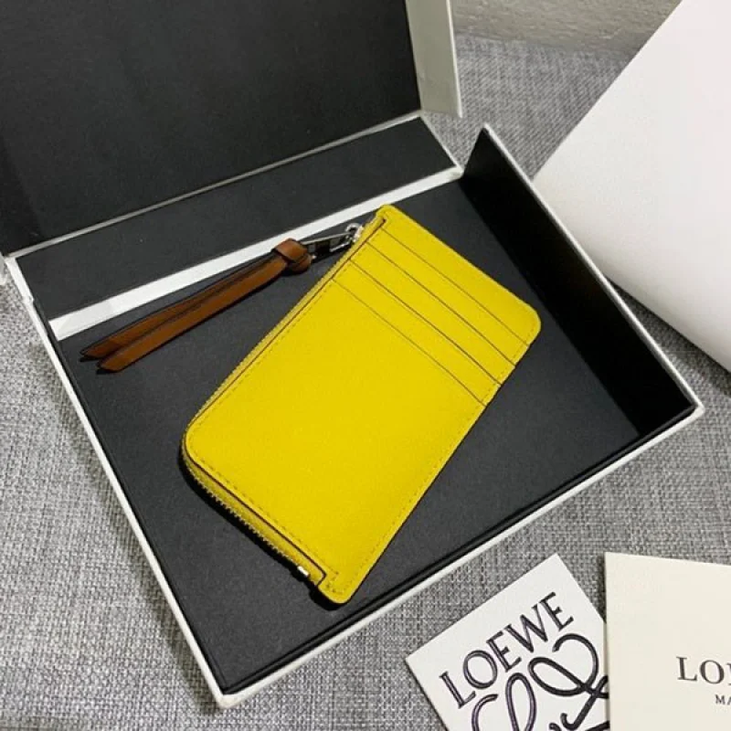 ★日本!!人気!ロエベ★トトロダストバニー コイン カードホルダー 偽物 lot32026