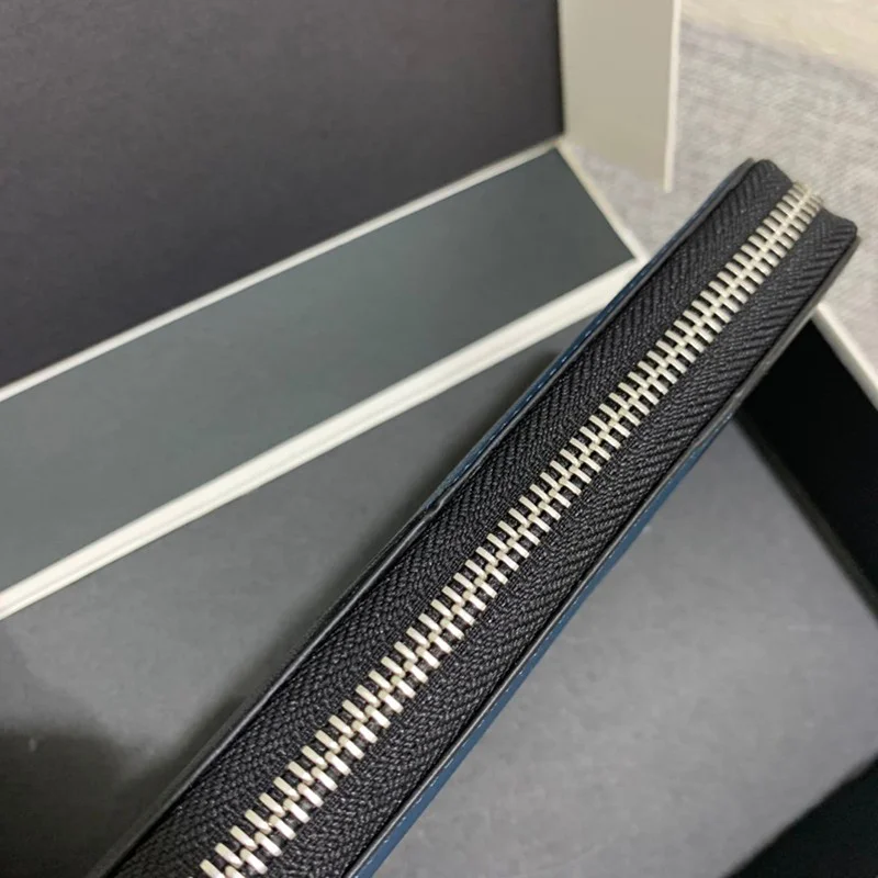 日本未入荷ロエベ 財布 パズル コピー ラウンドジップ ウォレット loe37325