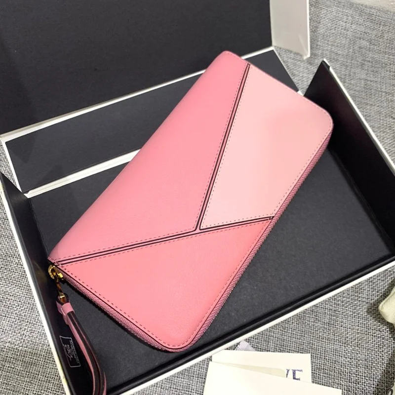 国内即発 ロエベ 財布 パズル 偽物 ラウンドジップ ウォレット lov96806