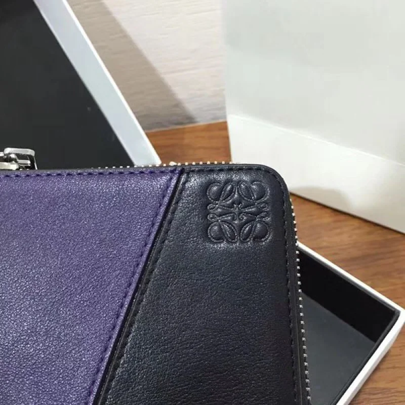 日本未入荷 ロエベ◇パズル◇ラウンドジップ二つ折り財布 コピー loy17840