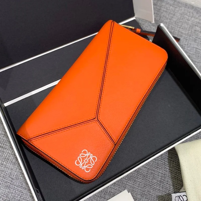 完売必至ロエベ 財布 パズル 偽物 ラウンドジップ ウォレット loy21668