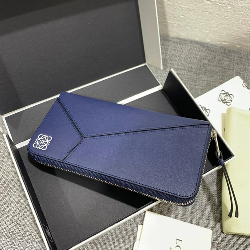 秋冬新作ロエベ 財布 パズル コピー ラウンドジップ ウォレット loz03042