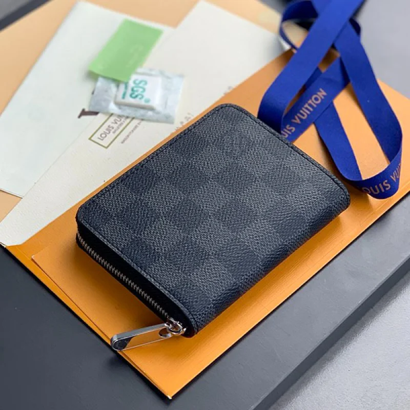 ルイヴィトン 財布 偽物 モノグラム ジッピー コイン パース LV20206