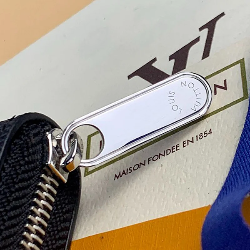 ルイヴィトン 財布 偽物 モノグラム ジッピー コイン パース LV20206