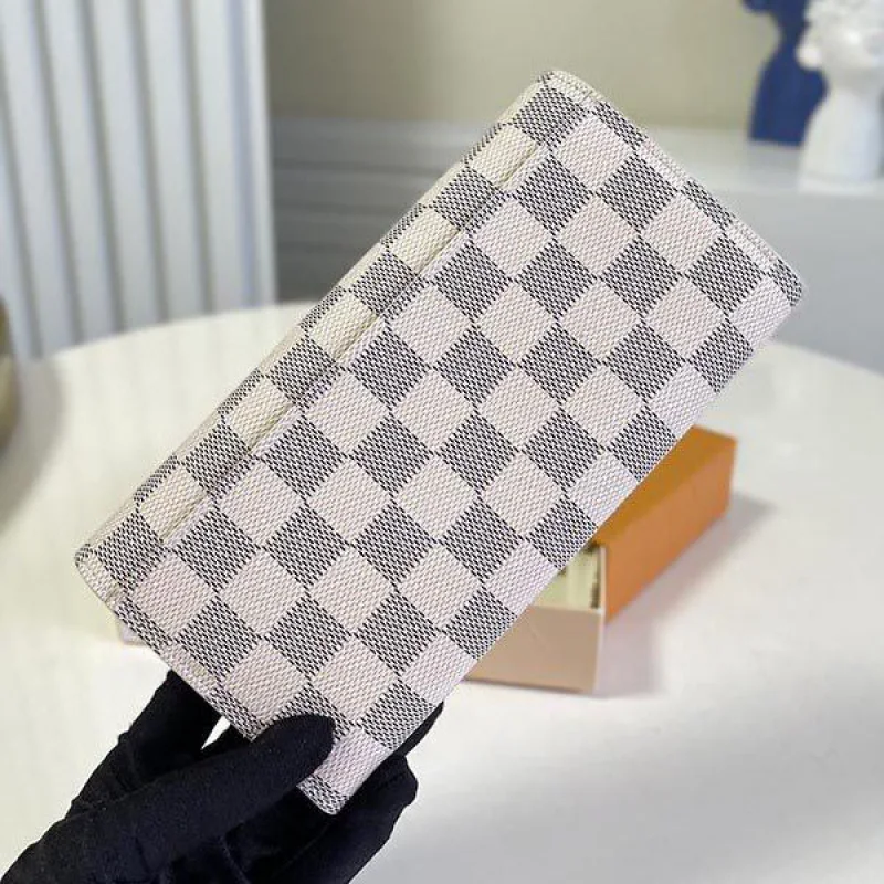 ラッピング無料ルイヴィトン 財布 偽物 ポルトフォイユ・サラ LV20289
