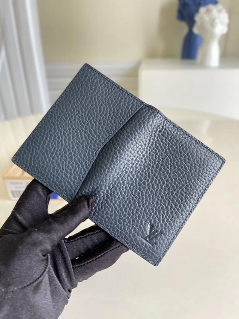 ルイヴィトン 財布 偽物 オーガナイザー ドゥ ポッシュ 二つ折り財布 LV20330