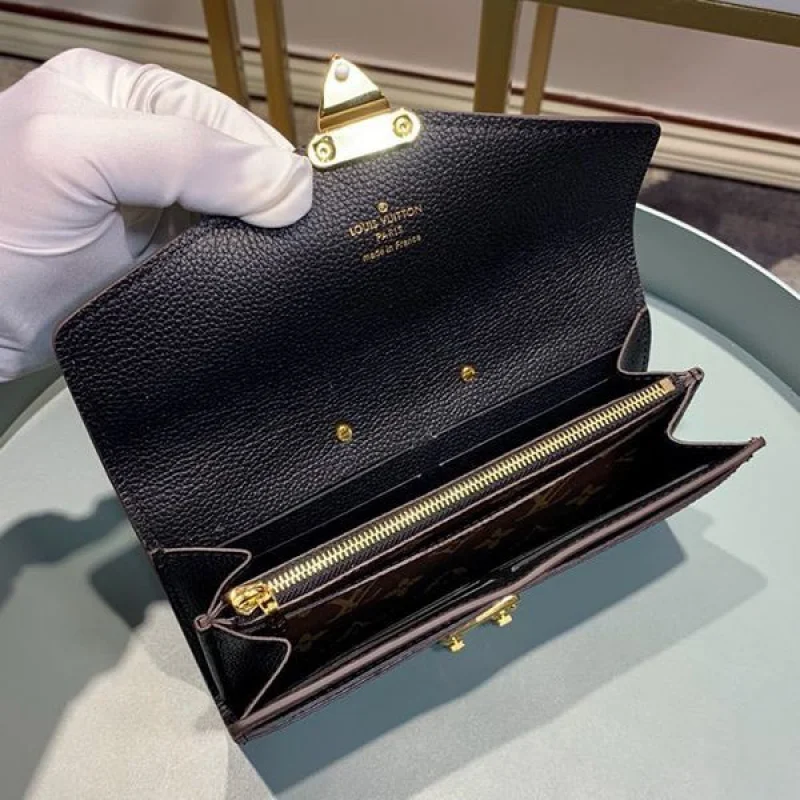 【日本未発売】ルイヴィトン 財布 コピー ポルトフォイユ・パラス モノグラム レザー モノグラム M58415