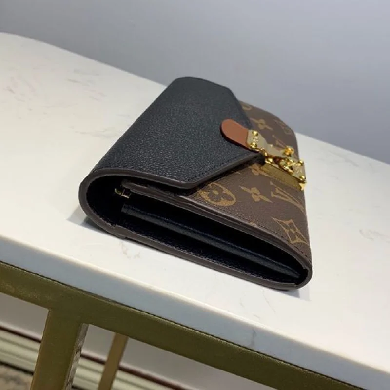 【日本未発売】ルイヴィトン 財布 コピー ポルトフォイユ・パラス モノグラム レザー モノグラム M58415