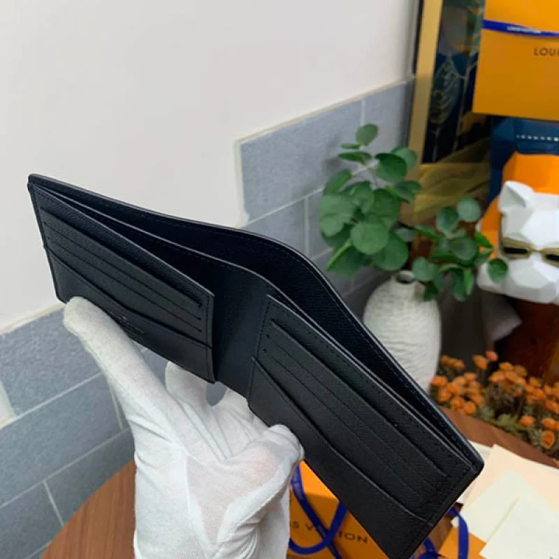 ☆超人気☆ルイヴィトン コピー ポルトフォイユ ミュルティプル 折りたたみ財布 M60662