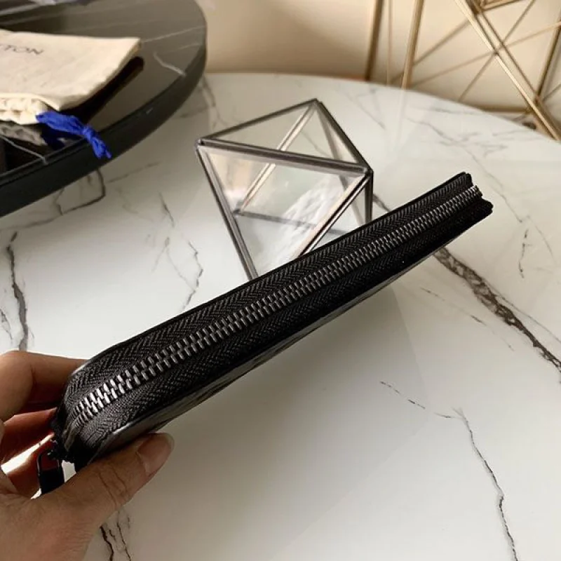 日本未入荷 ルイヴィトン 財布 コピー モノグラム アンプラント ジッピーウォレット ヴェルティカル 長財布 M62902