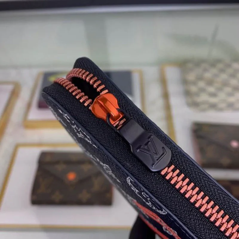送料込 ルイヴィトン ジッピーオーガナイザー 偽物 長財布 M62931