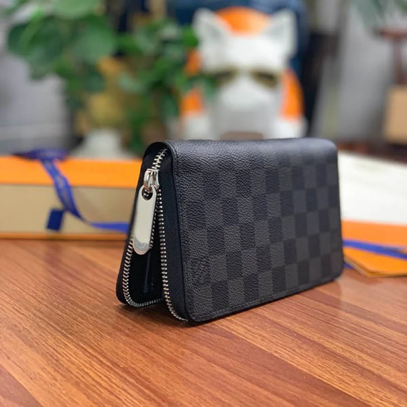 ☆超人気☆ルイヴィトン ジッピーウォレット 偽物 長財布 M63076