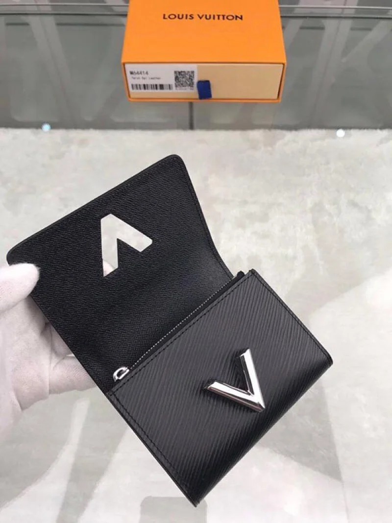 日本完売 ルイヴィトン 財布 ポルトフォイユ ツイスト コンパクト コピー M64413