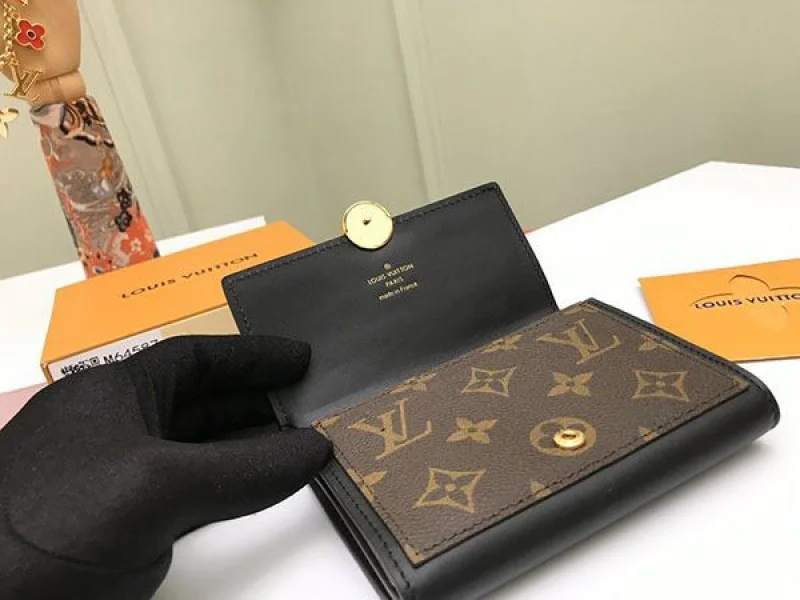 関税負担なし【ルイヴィトン 財布 コピー】モノグラム ミニ財布 ポルトフォイユ・フロールコンパクト M64587
