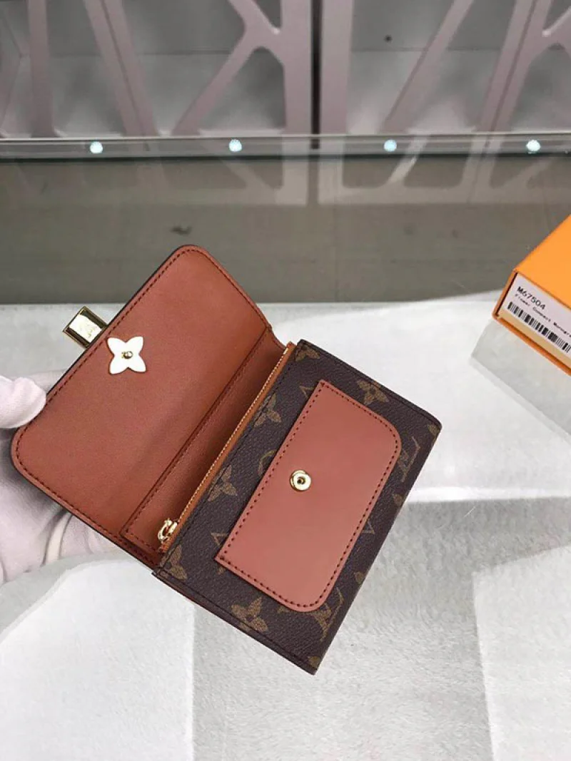 ルイヴィトン 財布 偽物 日本完売 ポルトフォイユ フラワー コンパクト M67504