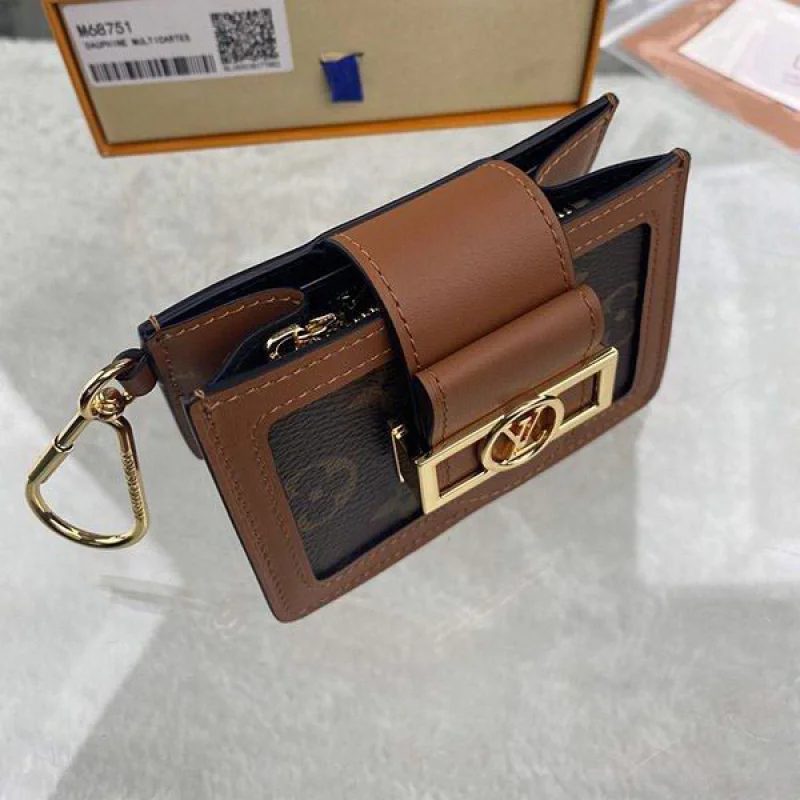 ルイヴィトン 財布 偽物 モノグラム ドーフィーヌ ミュルティカルト M68751