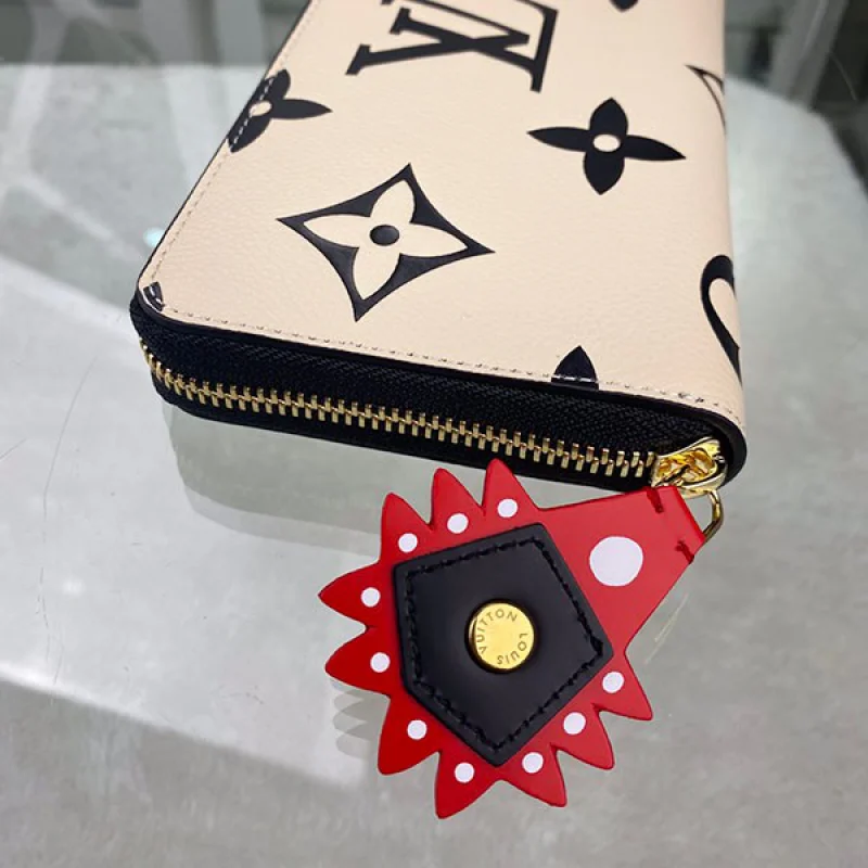限定 ルイヴィトン 財布 偽物 クラフティ ZIPPY ノワール 長財布 M69727
