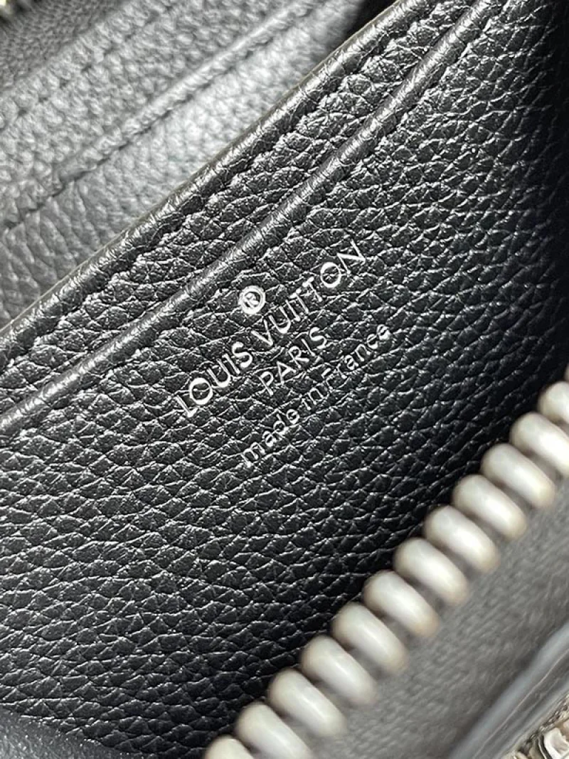 ルイヴィトン 財布 コピー ジッピー コイン パース M80099