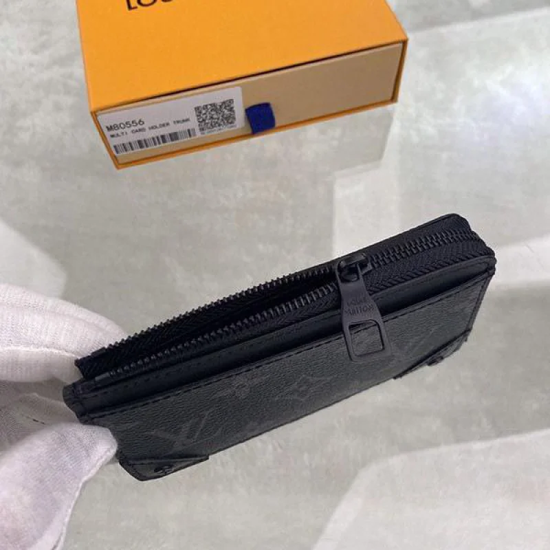 ルイヴィトン 財布 偽物 トランク マルチカードホルダー M80556