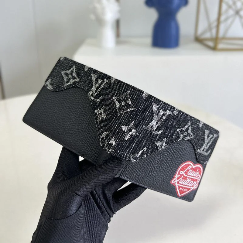 21AW【ルイヴィトン】ポルトフォイユ・スレンダー NIGO コピー M81020