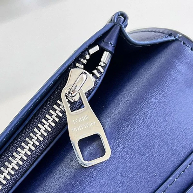 最新作★ルイヴィトン★ポルトフォイユブラザ コピー モノグラム 長財布 M81405