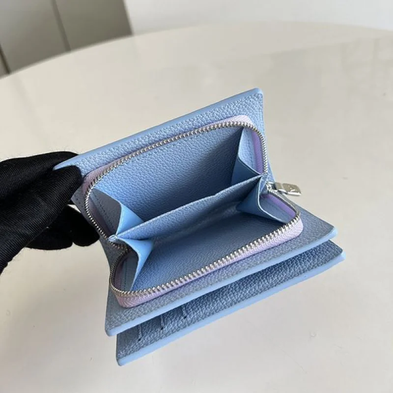 大人気!!新色ルイヴィトン モノグラム ポルトフォイユ クレア 偽物 財布 M81565
