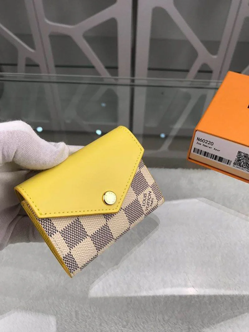 ★日本未入荷★ルイヴィトン 財布 偽物★折り財布 ポルトフォイユ・ゾエ ミニ財布 N60220