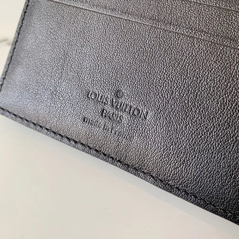 ルイヴィトン 財布 偽物 ダミエ ポルトフォイユ ミュルティプル 二つ折り財布 N63124