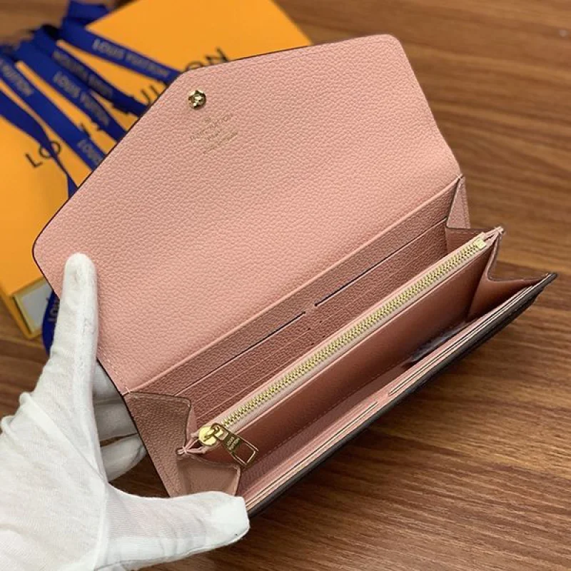 世界中で大人気♪ルイヴィトン ポルトフォイユ・サラ 長財布 偽物 vud68219