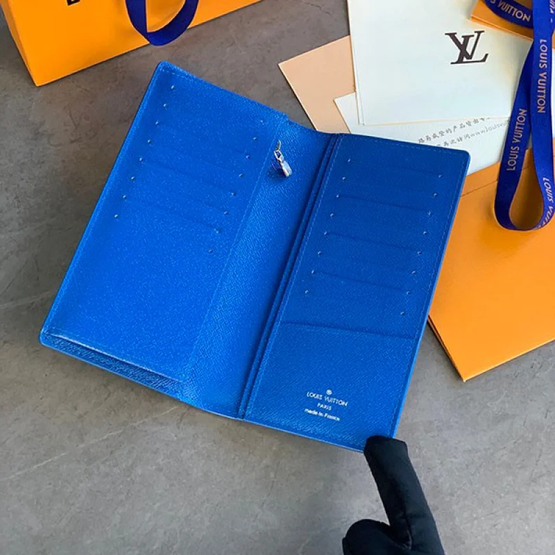 ルイヴィトン ポルトフォイユブラザ 長財布 偽物 ダミエグラフィット vue81037