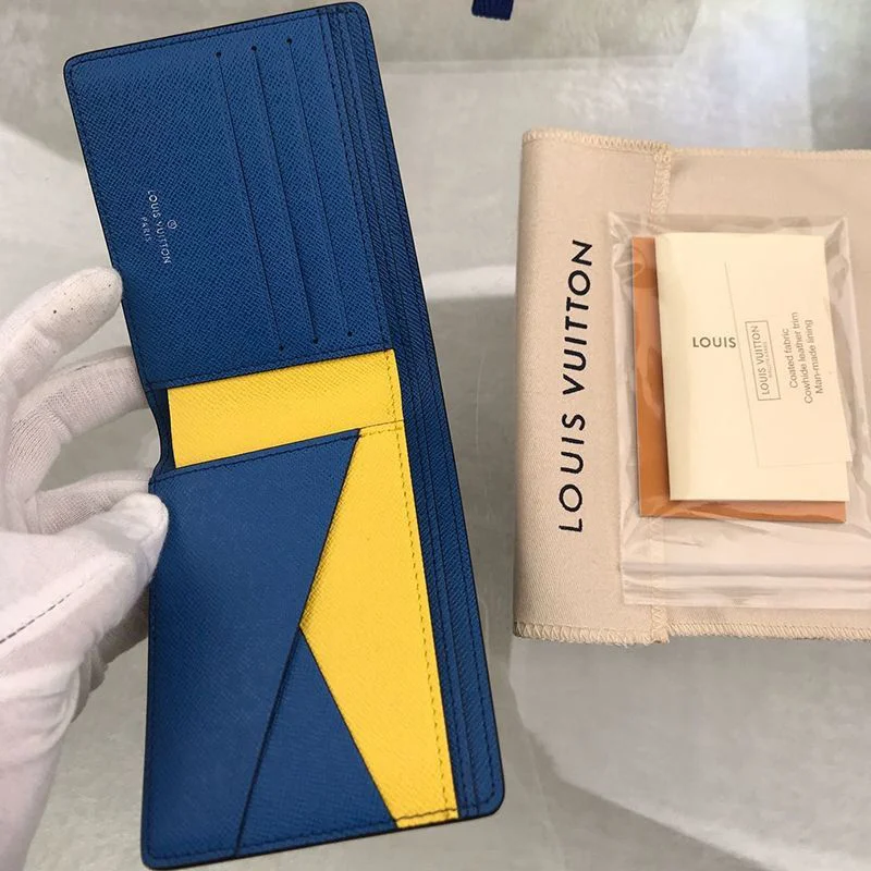 超希少！​ルイヴィトン ポルトフォイユ・ミュルティプル 偽物 vui74757
