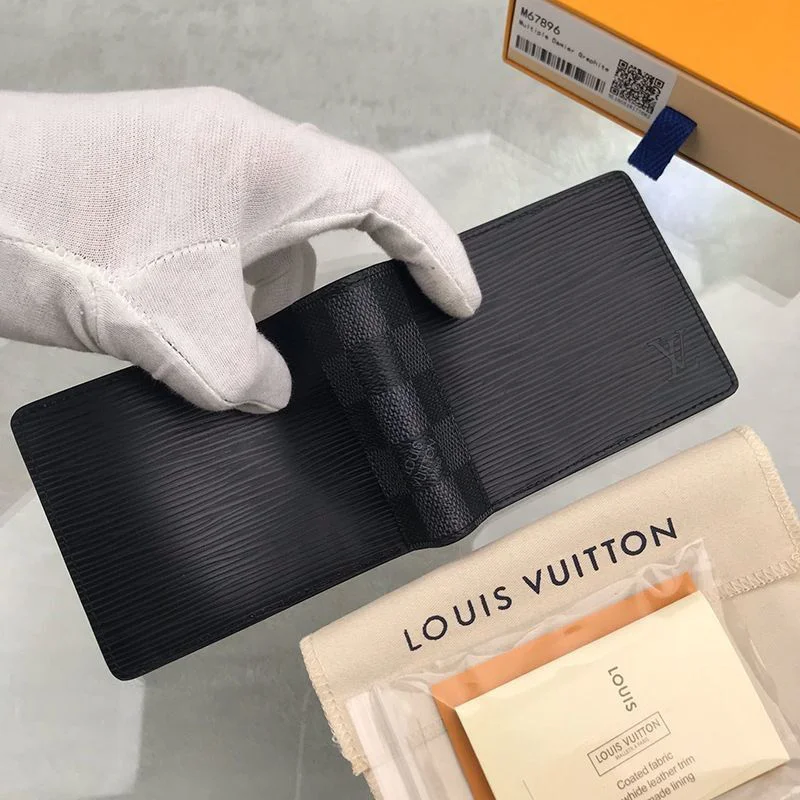 超希少！​ルイヴィトン ポルトフォイユ・ミュルティプル 偽物 vui74757