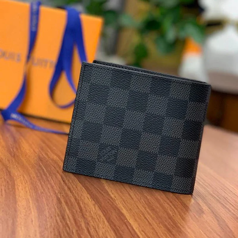 世界中で大人気♪ルイヴィトン コピー ポルトフォイユ・マルコ NM ダミエ 2つ折り財布 vul18342