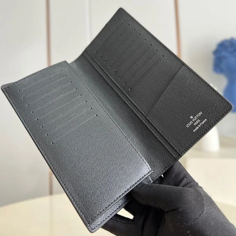 n級 おすすめルイヴィトン ポルトフォイユブラザ NM 長財布 コピー vuq38154