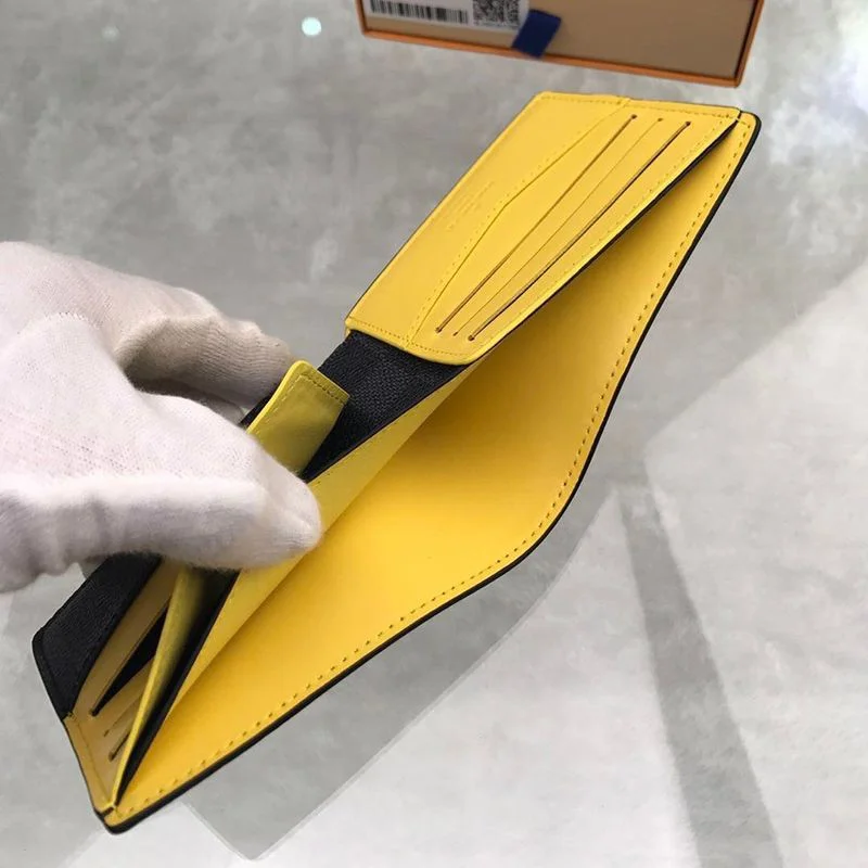 《大人気》ルイヴィトン☆SLENDER WALLET スレンダー二つ折り財布 コピー☆送料込 vus07594