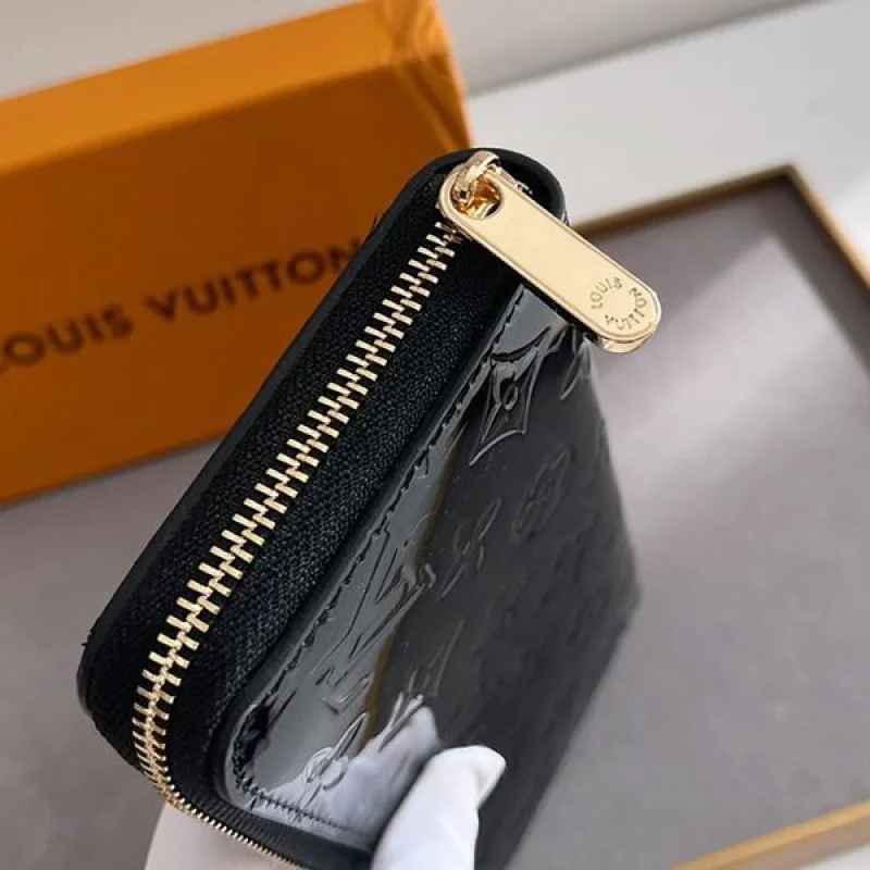 最新ルイヴィトン ジッピー ウォレット レッド長財布 偽物 vus70596