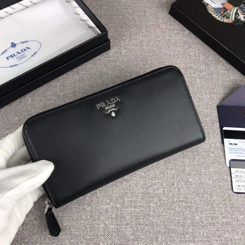 セール新作 人気プラダ ファスナー付長財布 長財布 pue02749